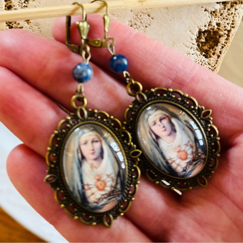 Our Lady of Sorrows/Mary Vintage Gray Pearl Earrings/Our Lady of Sorrows
